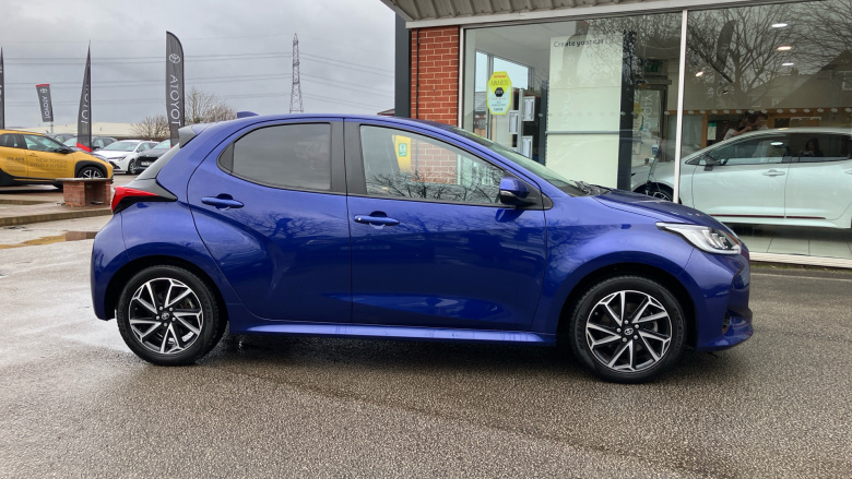 Toyota Yaris 1.5 Hybrid Design 5dr CVT Hybrid Hatchback